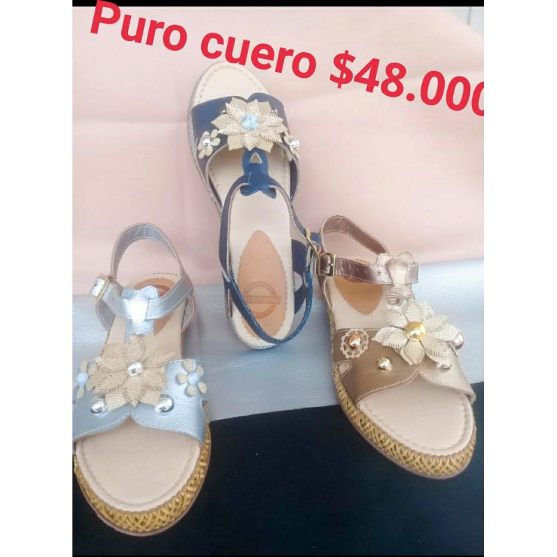 SANDALIAS EN CUERO